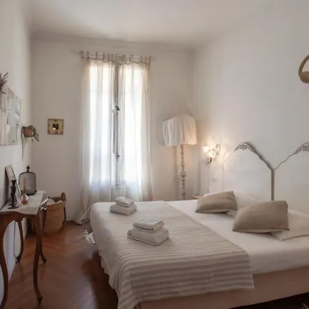 T2 A 10 Mins De La Apartman *