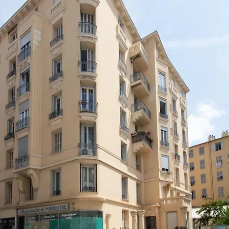 Apartamento T2 A 10 Mins De La Niza